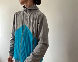 Impermeable talla largue